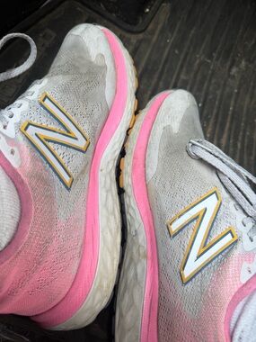 PRELOVED FAIR New Balance Women's Athletic Shoes in Pink/Gray/Yellow